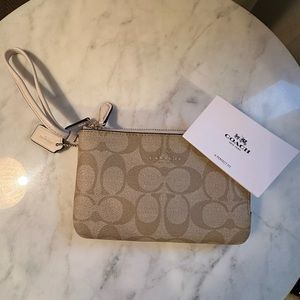 Coach Wristlet NWOT